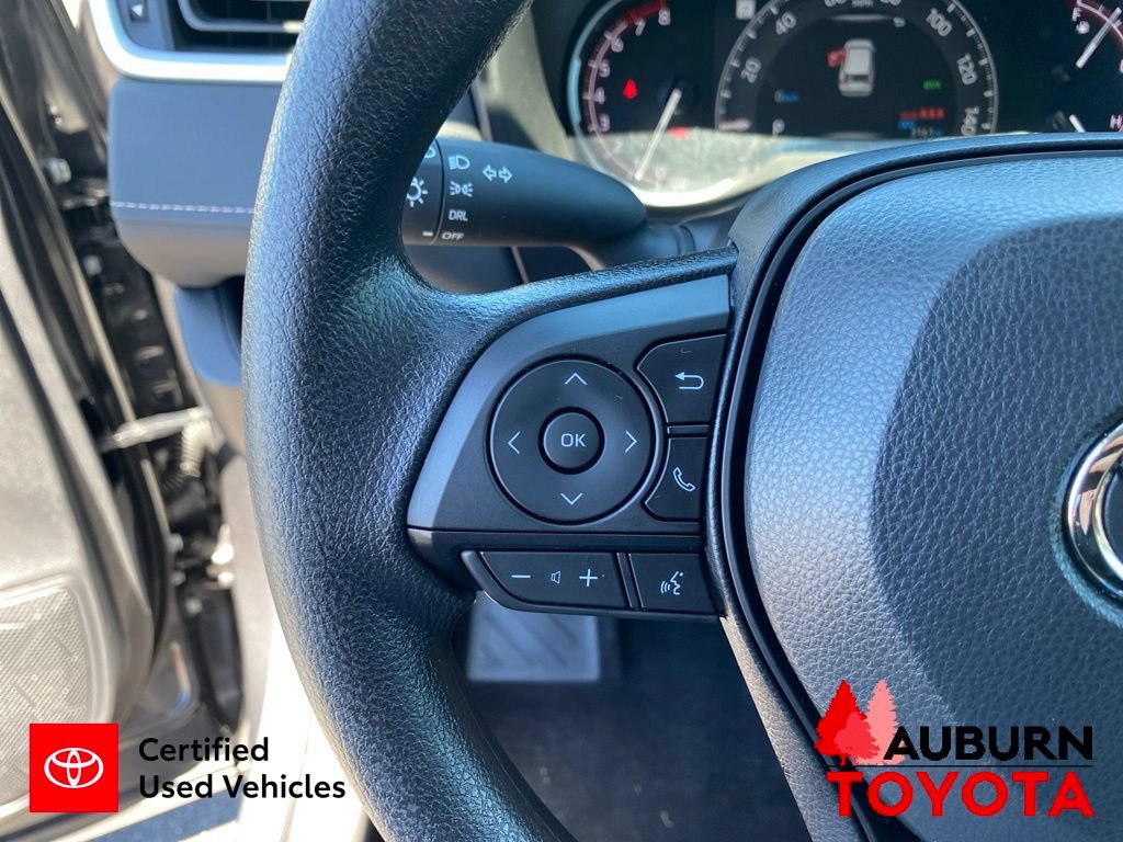 Certified 2025 Toyota RAV4 LE FWD image 35