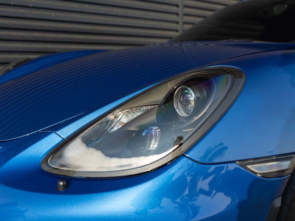 Used 2016 Porsche Cayman GT4 image 13