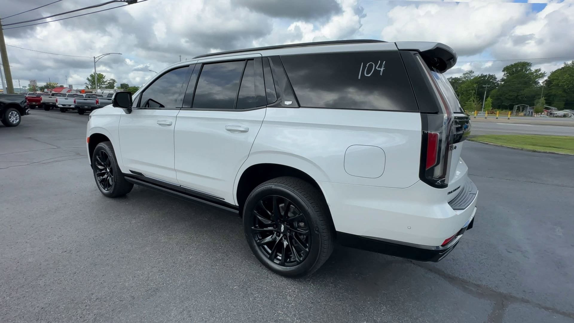 Used 2023 Cadillac Escalade Sport w/ LPO, ONYX Package AWD/4WD image 6