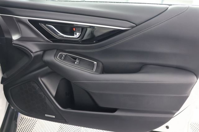 Used 2023 Subaru Outback Limited image 28