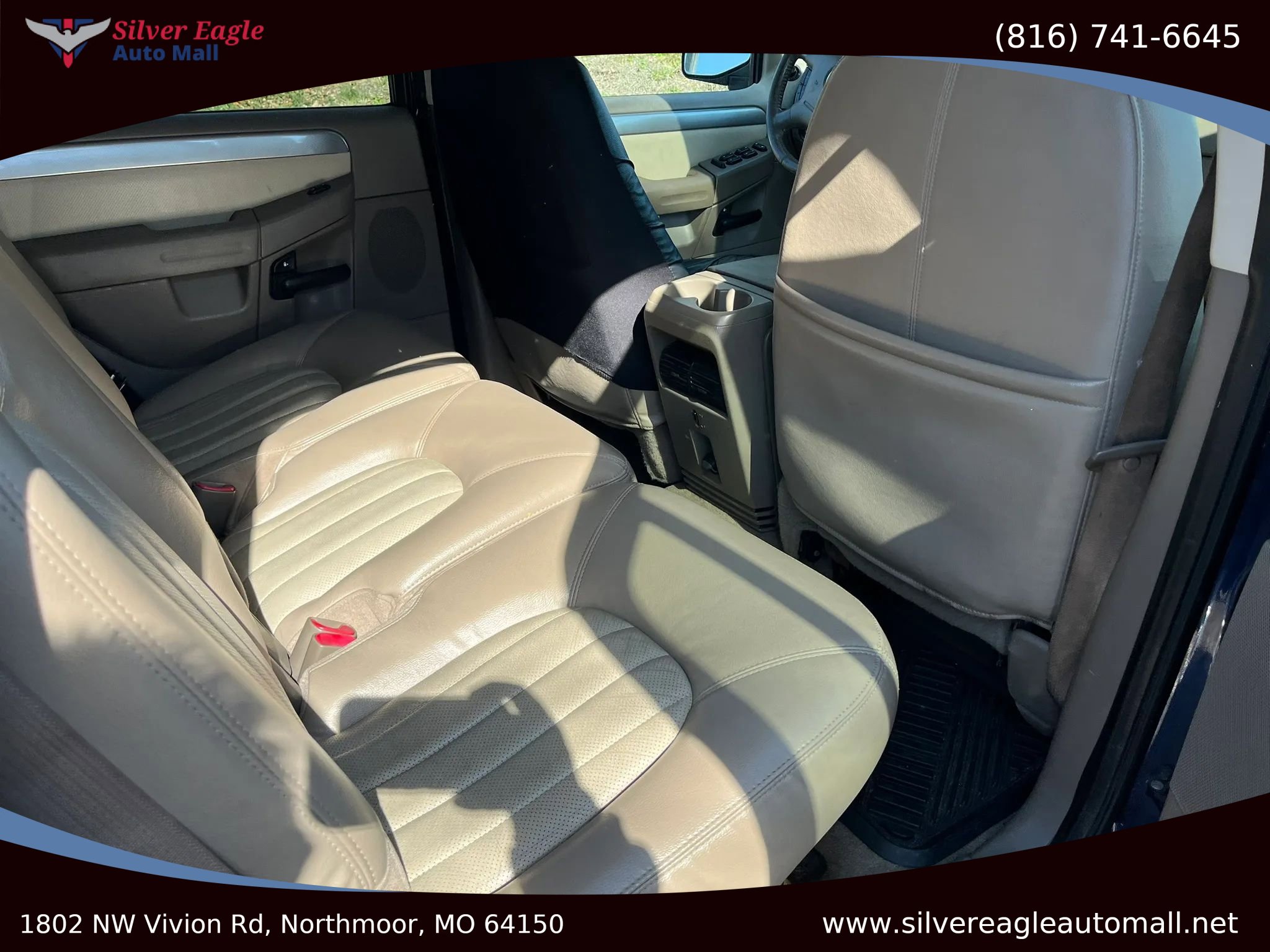 Used 2005 Mercury Mountaineer Sport Utility 4D image 7