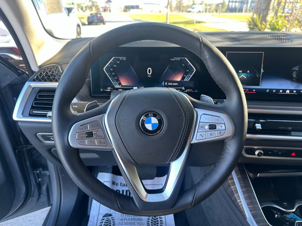 Certified 2025 BMW X7 xDrive40i image 13