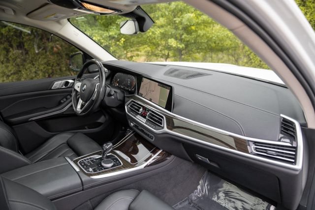 Used 2021 BMW X7 xDrive40i w/ Premium Package AWD/4WD image 26