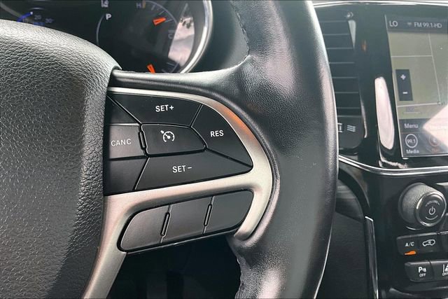 Used 2020 Jeep Grand Cherokee Altitude AWD/4WD image 12