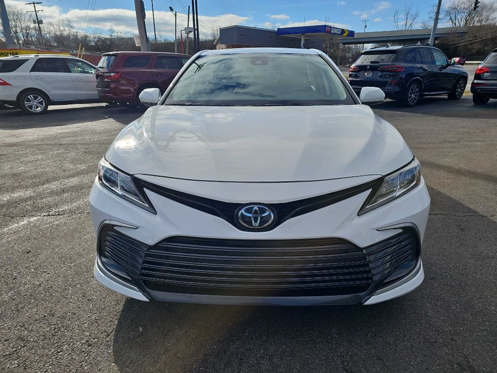 Used 2021 Toyota Camry LE FWD image 8