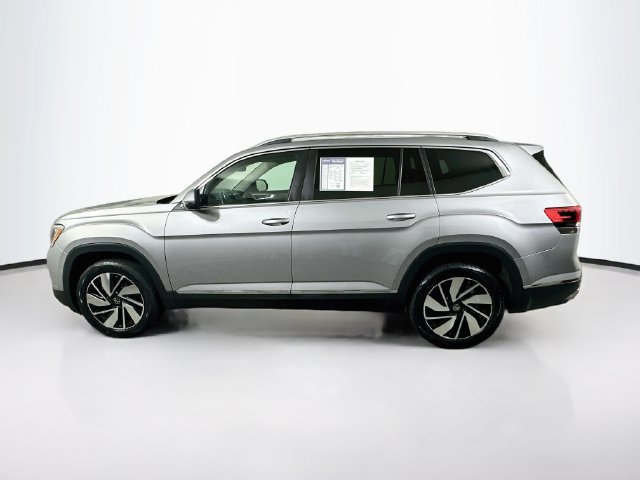 Used 2024 Volkswagen Atlas SEL AWD/4WD image 5