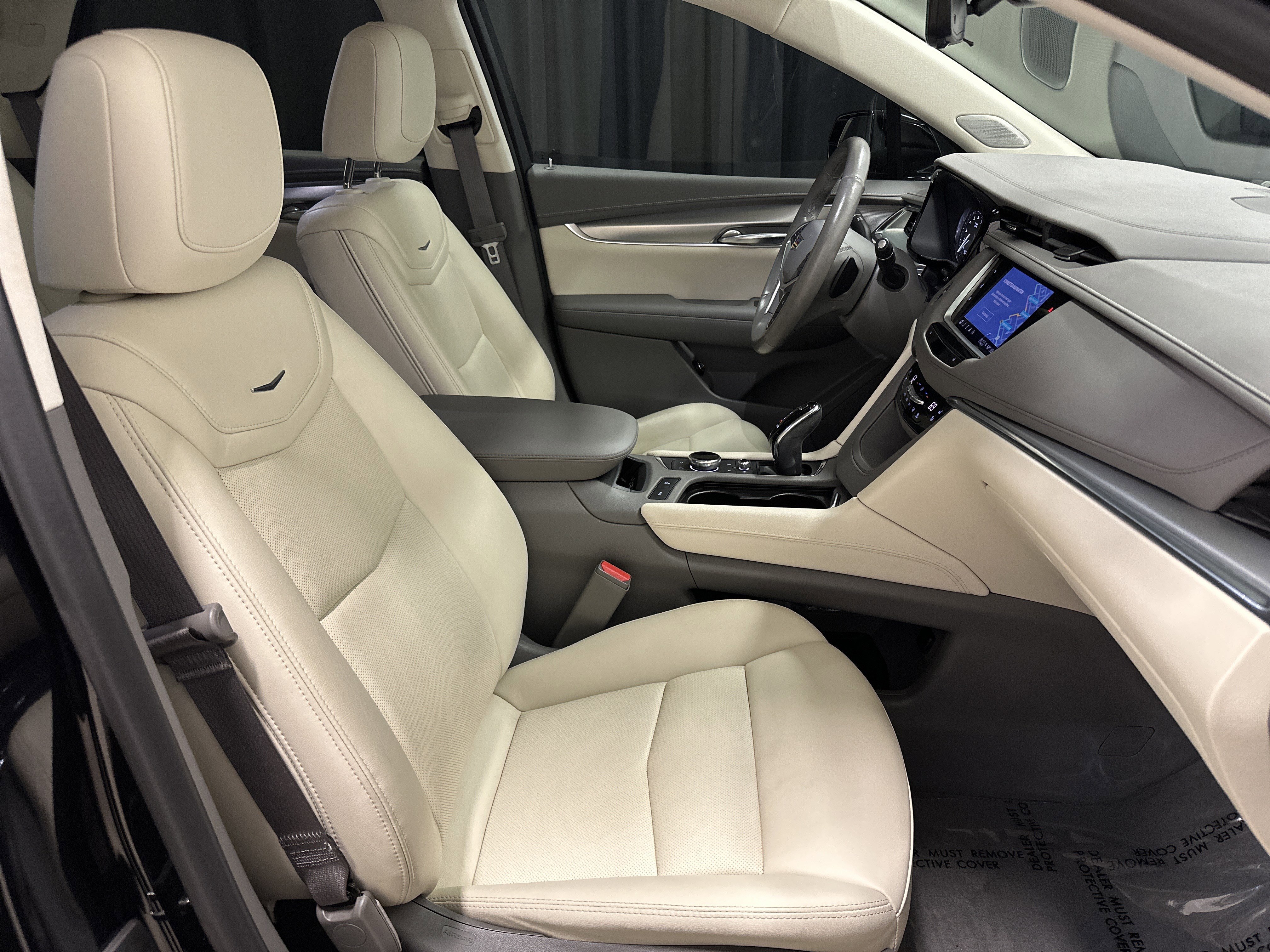 Used 2022 Cadillac XT5 Premium Luxury w/ Technology Package image 33