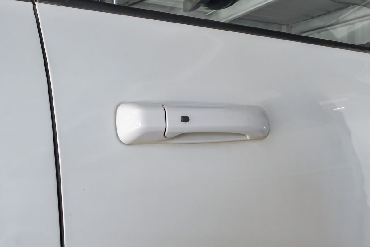 Used 2024 RAM 2500 Laramie w/ Safety Group image 35