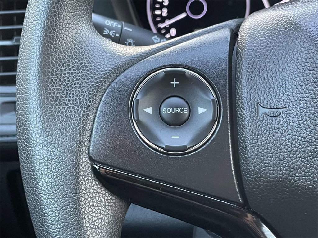 Used 2022 Honda HR-V LX image 20