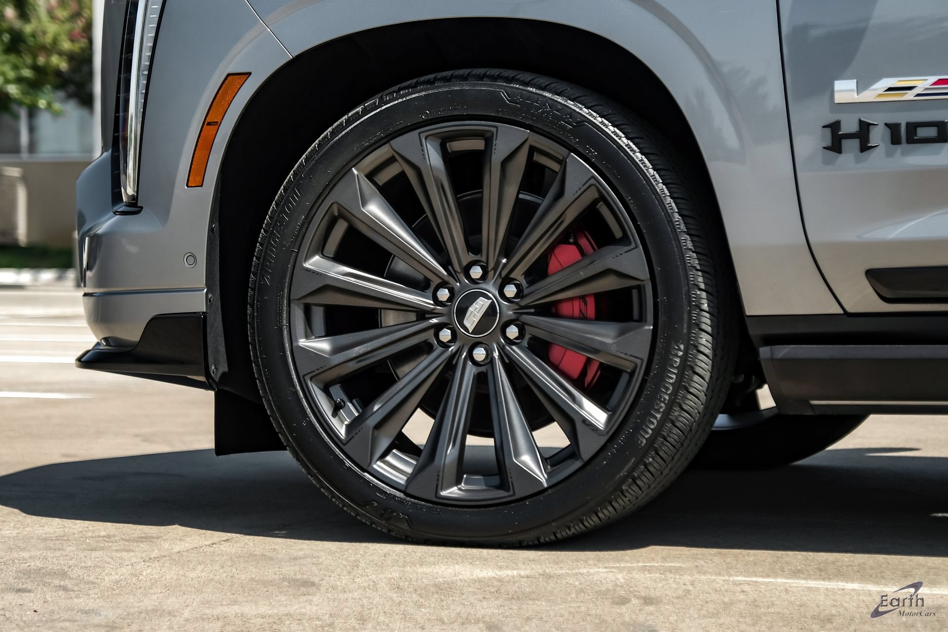 Used 2025 Cadillac Escalade V w/ LPO, Floor Liner Package AWD/4WD image 84