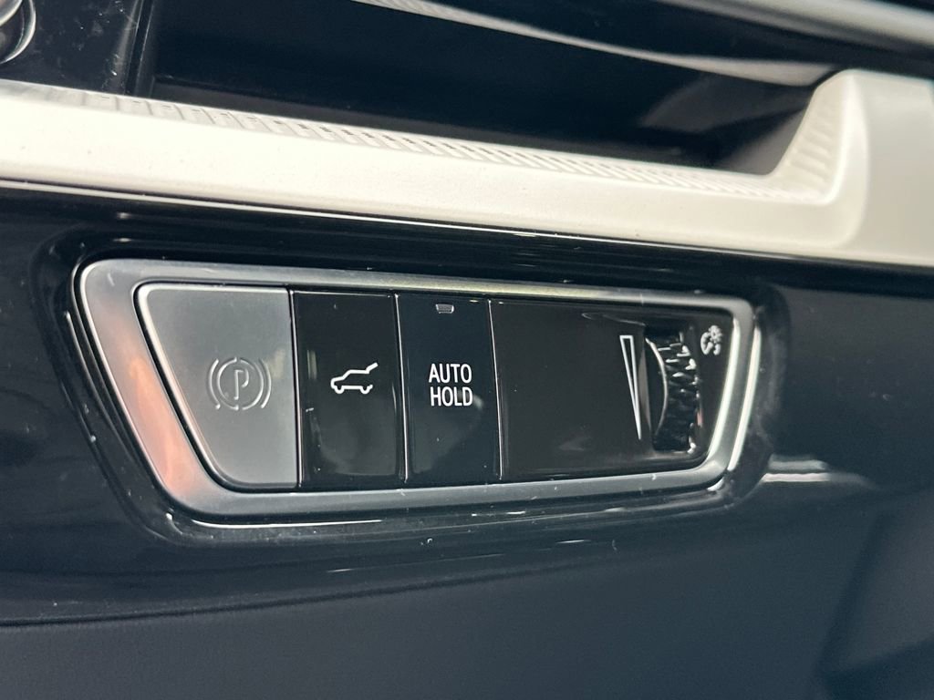 New 2026 Cadillac Optiq Sport 1 image 16