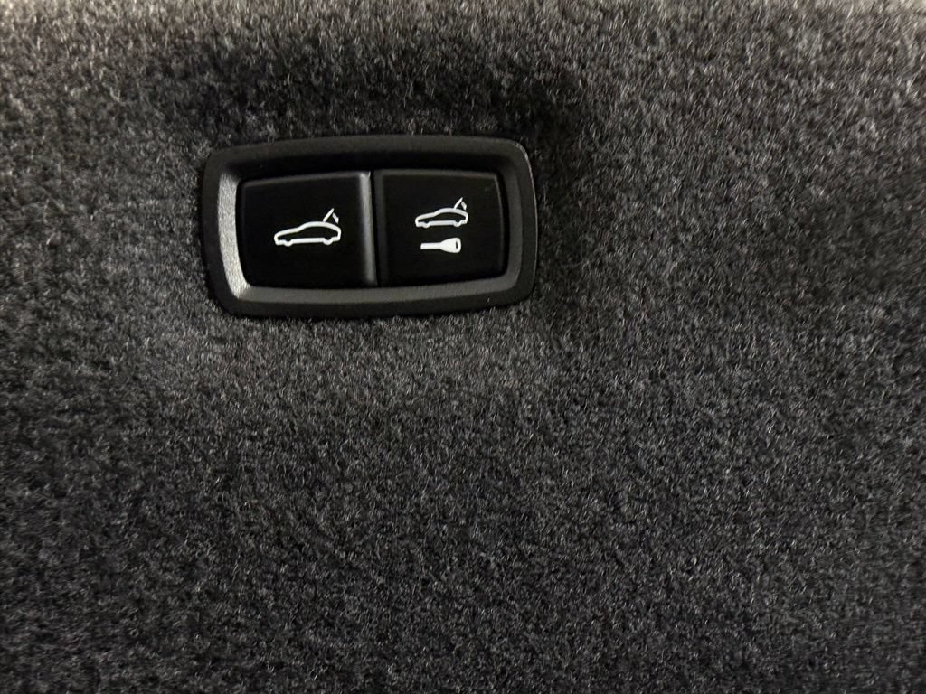 Used 2023 Audi e-tron GT Premium Plus w/ Performance Package AWD/4WD image 30