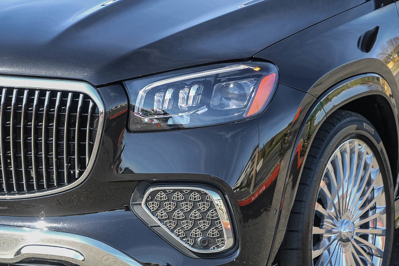 Certified 2024 Mercedes-Benz Maybach GLS 600 4MATIC image 13