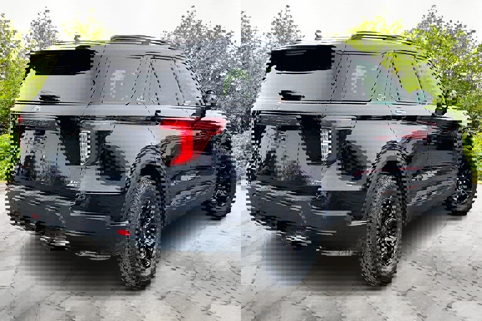 Used 2023 Ford Explorer Timberline image 13