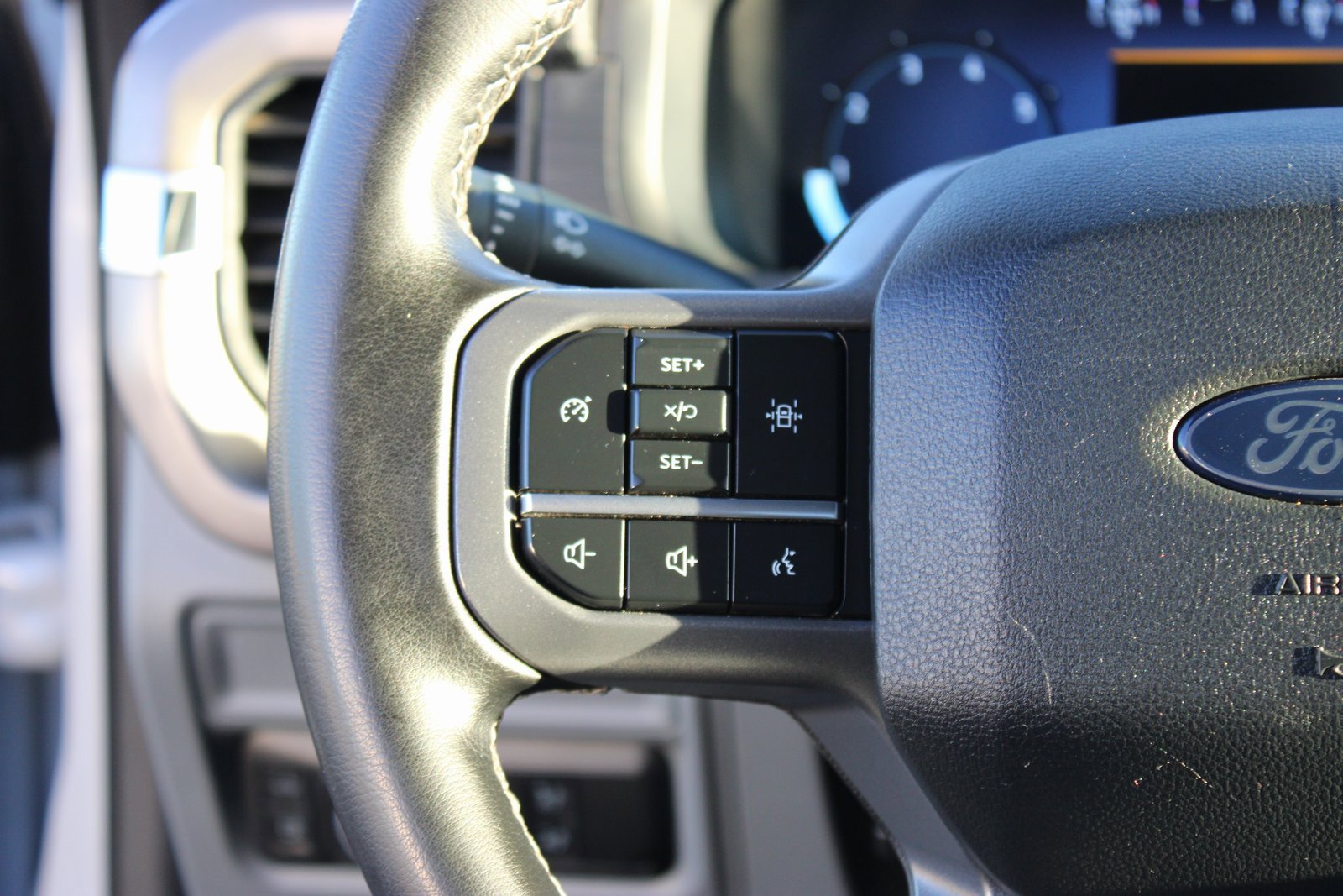 Used 2024 Ford F150 XLT w/ Mobile Office Package image 16