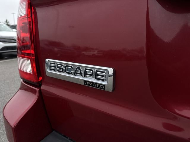 Used 2011 Ford Escape Limited w/ 301A Rapid Spec Order Code FWD image 29