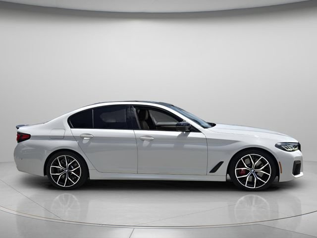 Used 2022 BMW M550i xDrive w/ Executive Package AWD/4WD image 5
