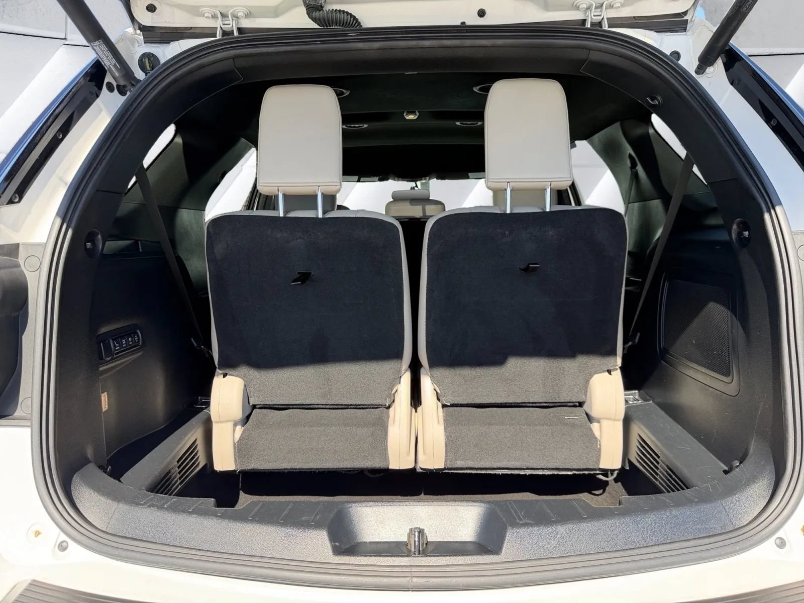 Used 2018 Ford Explorer Limited FWD image 20
