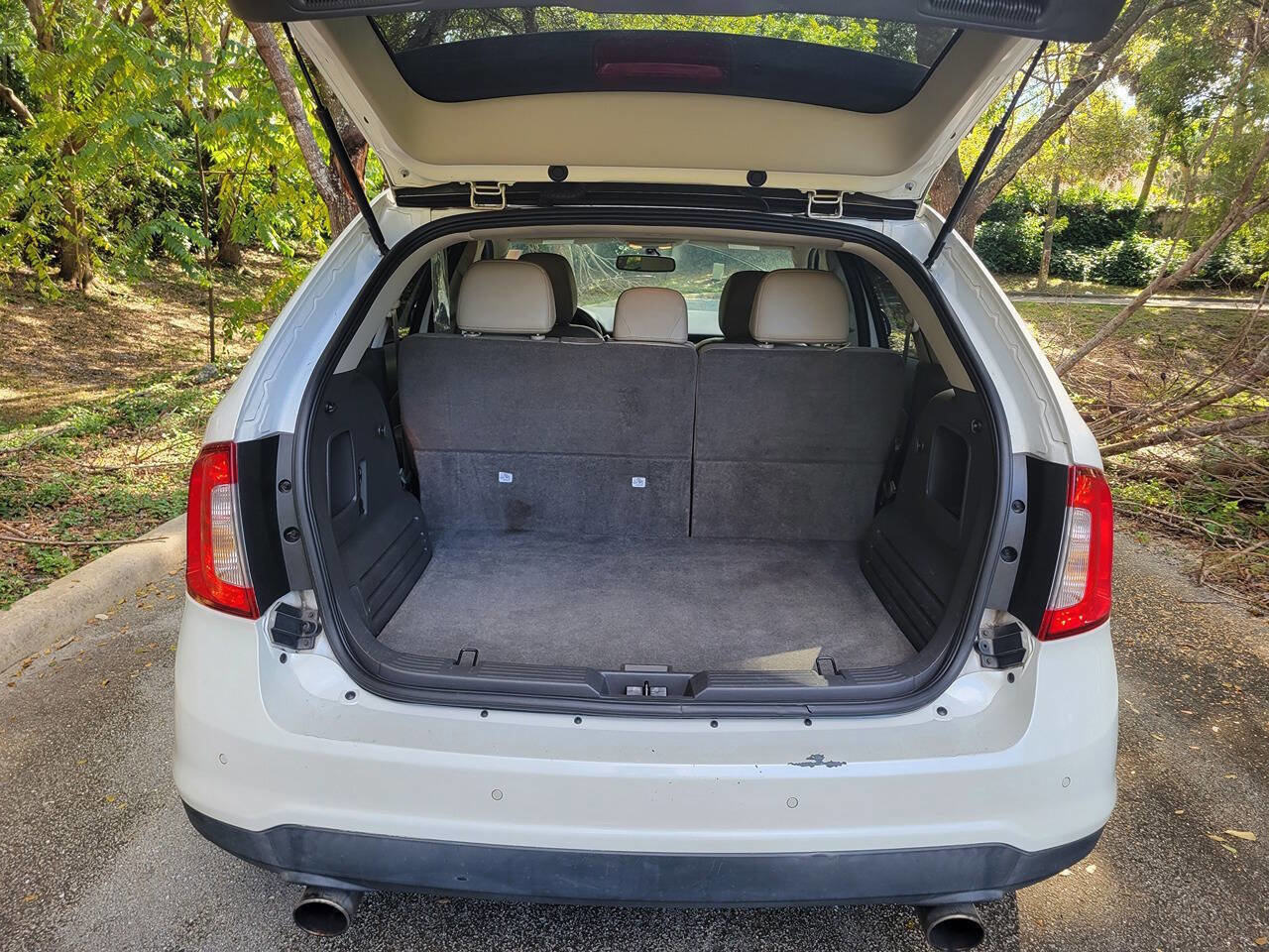 Used 2013 Ford Edge SEL image 9