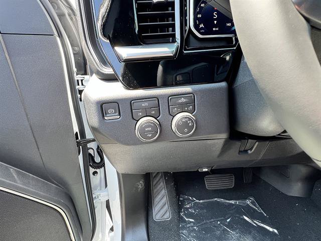 New 2026 Chevrolet Silverado 1500 LT AWD/4WD image 11