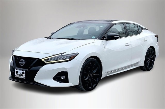 Used 2023 Nissan Maxima SR w/ Sport Mat Group image 2
