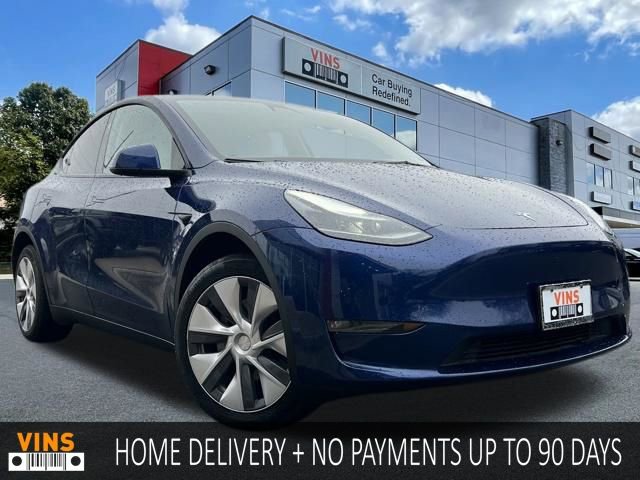 Used 2023 Tesla Model Y Long Range image 1