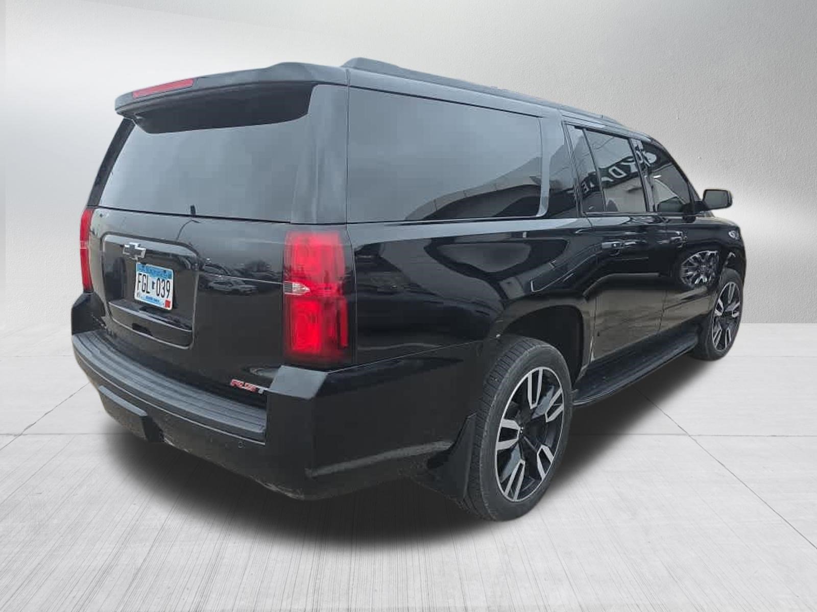 Certified 2020 Chevrolet Suburban Premier AWD/4WD image 4