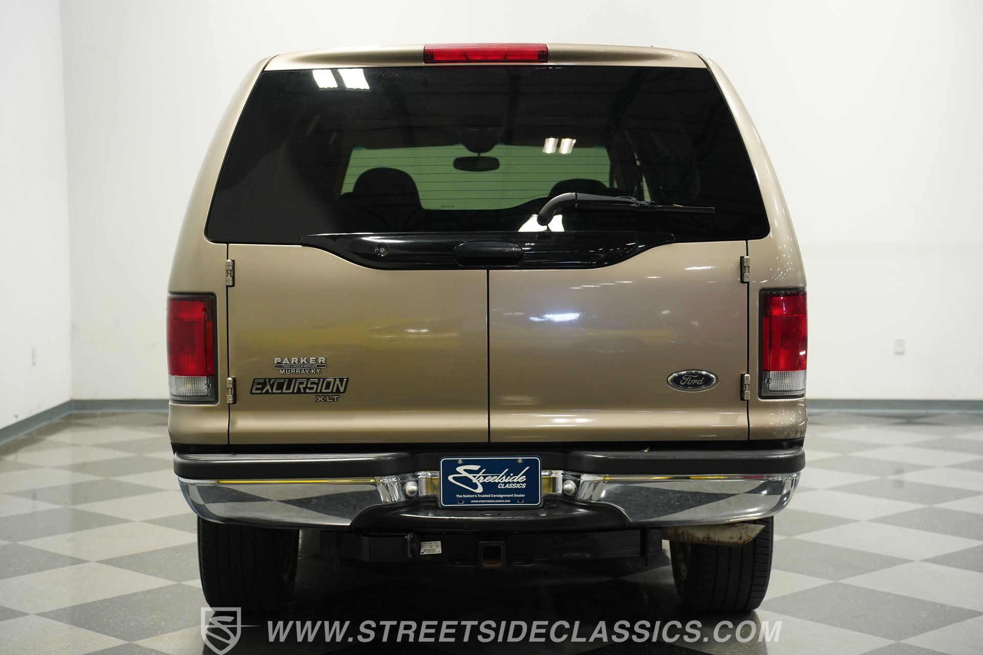 Used 2000 Ford Excursion XLT image 24
