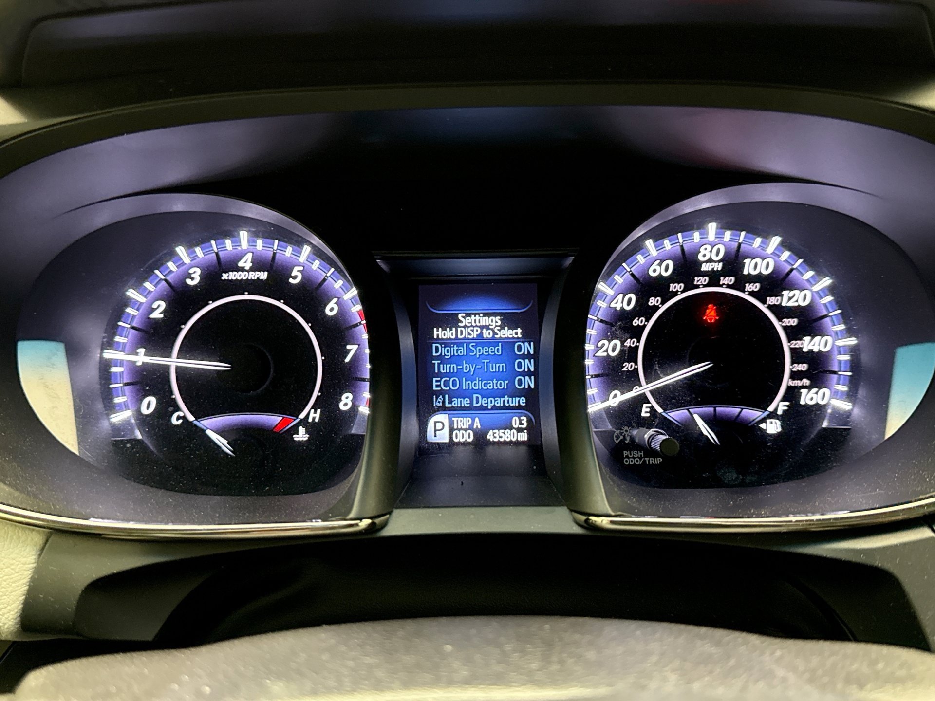 Used 2017 Toyota Avalon Limited FWD image 9