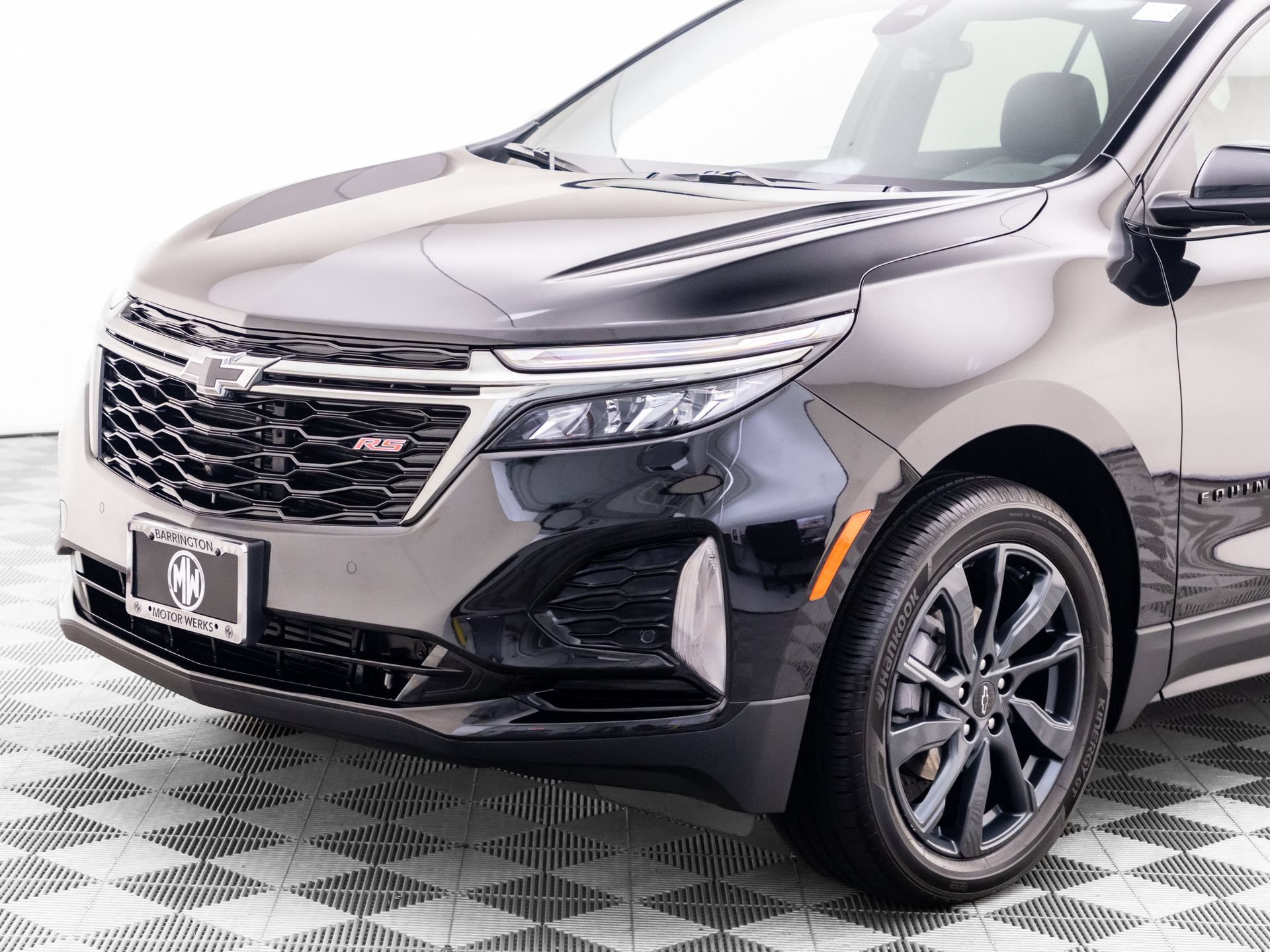Used 2023 Chevrolet Equinox RS w/ RS Leather Package AWD/4WD image 37