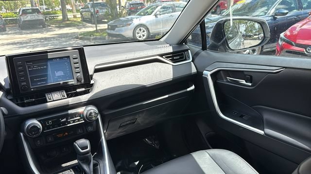 Used 2022 Toyota RAV4 XLE Premium FWD image 15