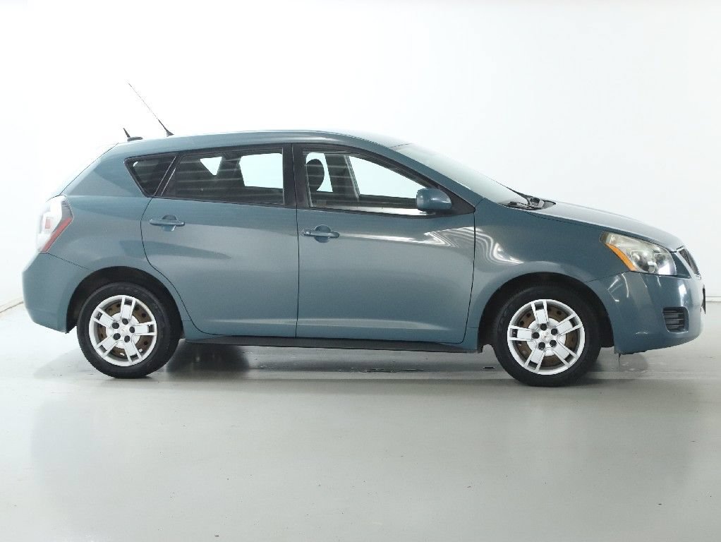 Used 2009 Pontiac Vibe w/ Preferred Package FWD image 11