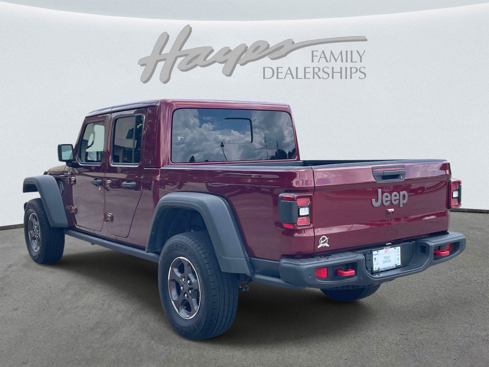 Used 2021 Jeep Gladiator Rubicon w/ Cold Weather Group AWD/4WD image 5