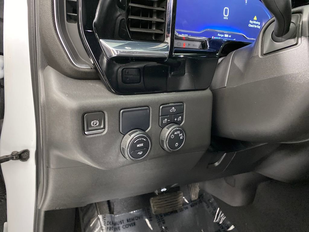 Used 2023 Chevrolet Silverado 1500 LT image 12