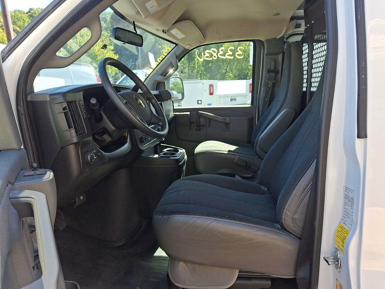 Used 2025 Chevrolet Express 2500 w/ Driver Convenience Package RWD image 13