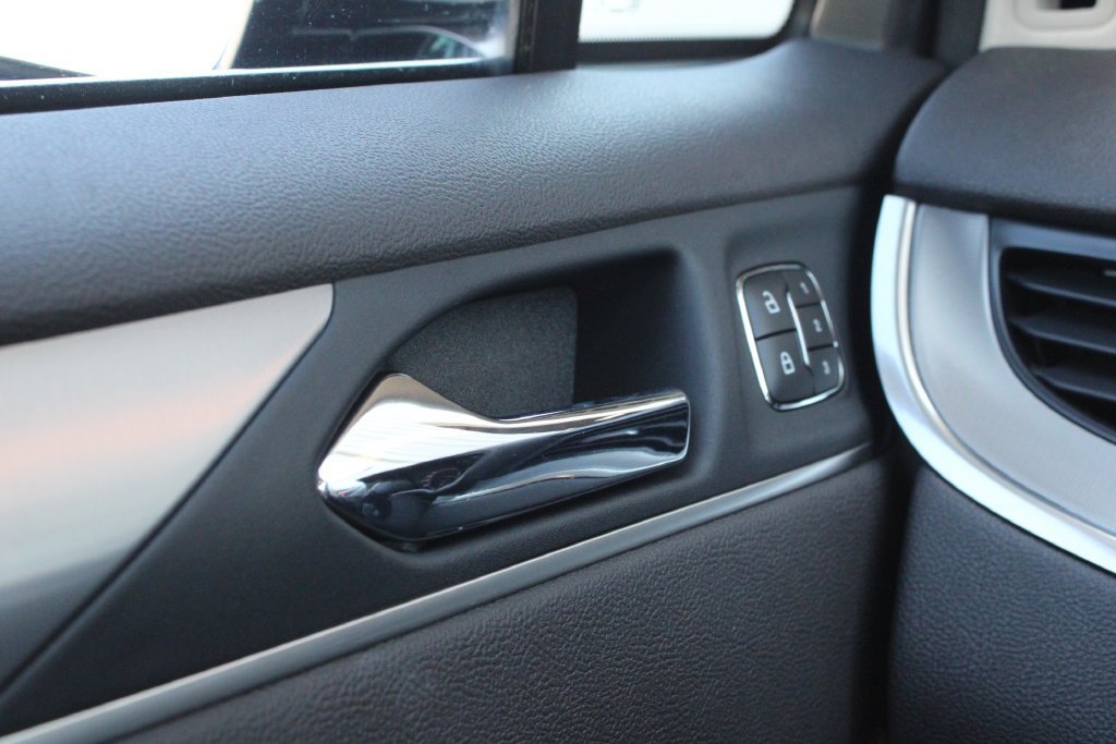 Used 2019 Lincoln MKC Premiere AWD/4WD image 7