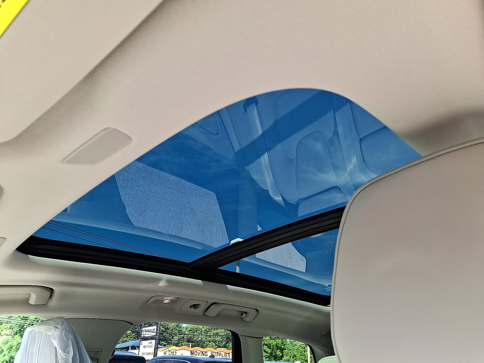 New 2026 Volvo XC60 B5 Ultra w/ Protection Package Premier image 9