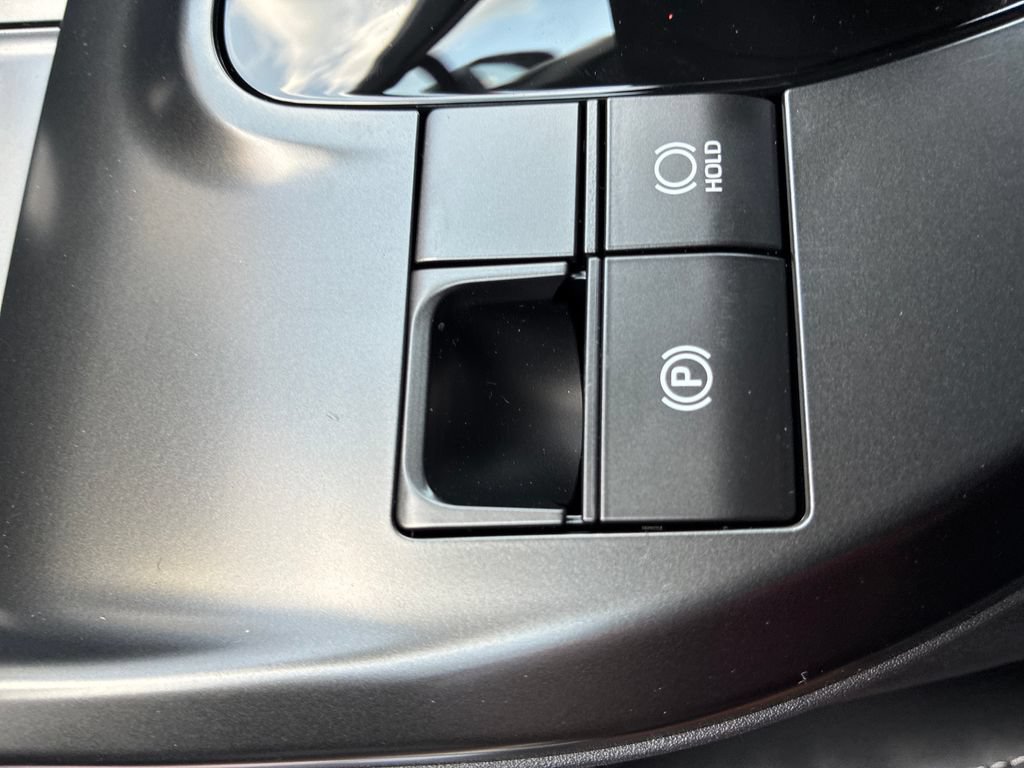 New 2026 Toyota C-HR AWD/4WD image 29