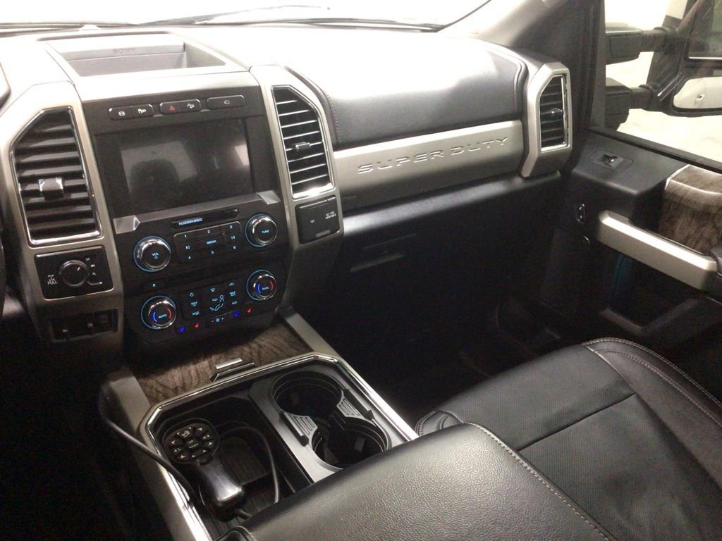 Used 2018 Ford F250 Lariat w/ Lariat Ultimate Package image 34