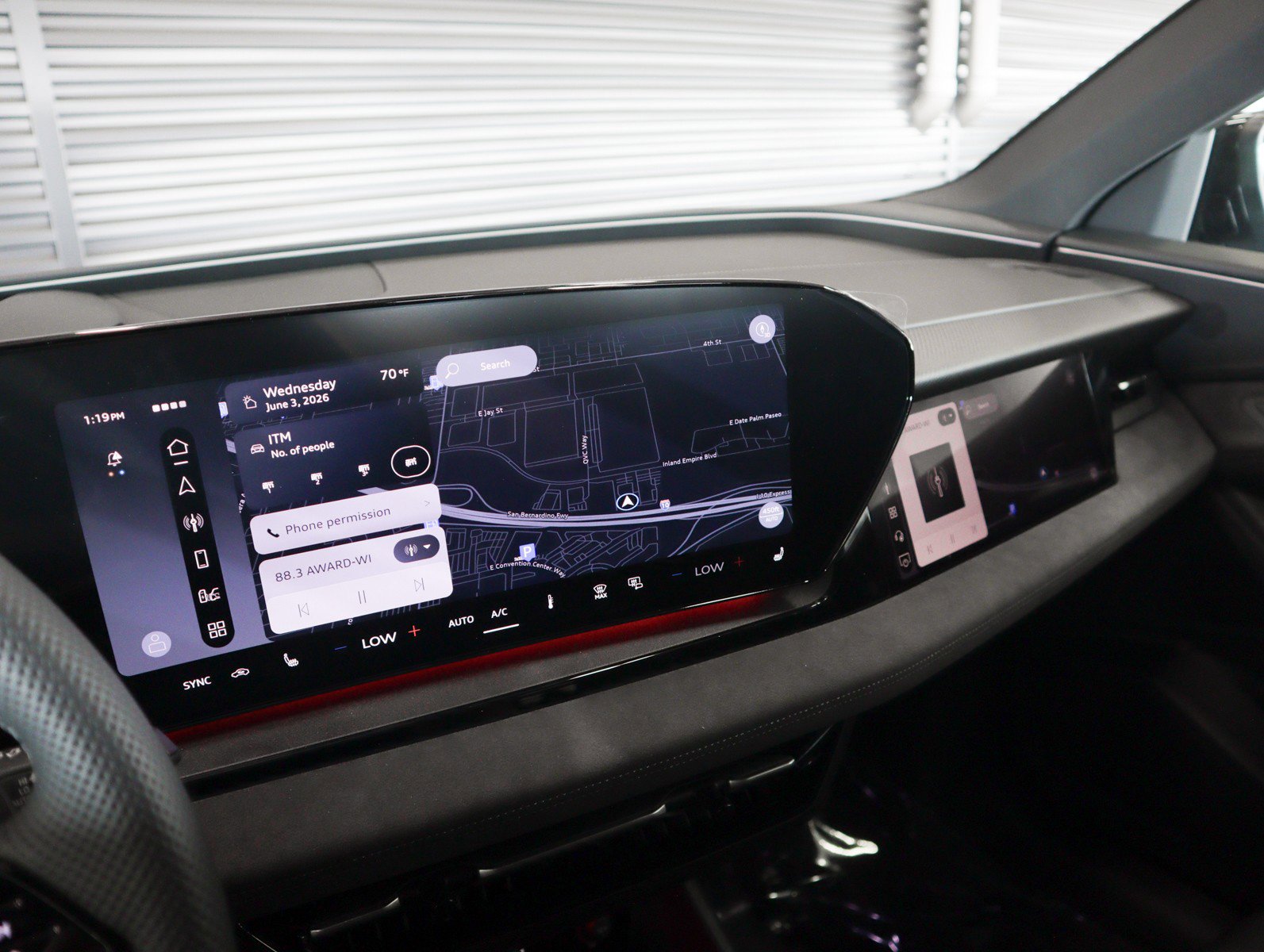 New 2027 Audi SQ6 e-tron Premium Plus AWD/4WD image 23