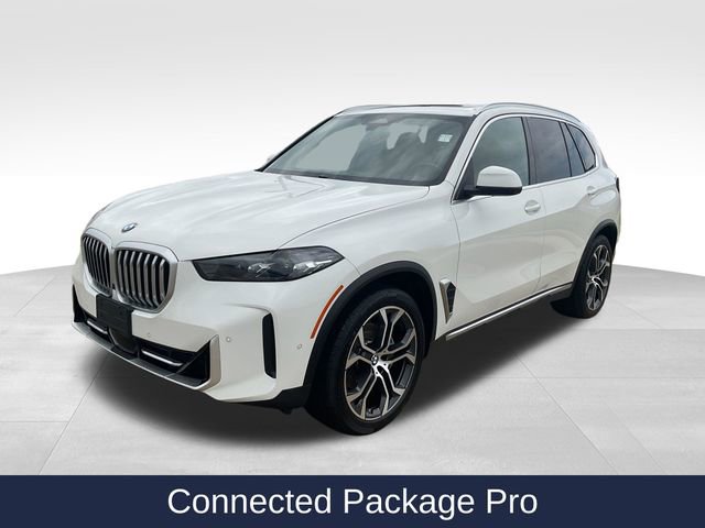 Used 2024 BMW X5 sDrive40i w/ Parking Assistance Package image 3