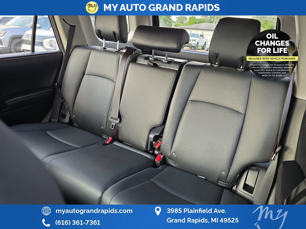 Used 2017 Toyota 4Runner TRD Off-Road Premium AWD/4WD image 27