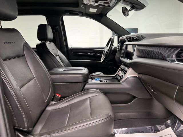 Used 2022 GMC Yukon XL Denali w/ Advanced Technology Package image 61