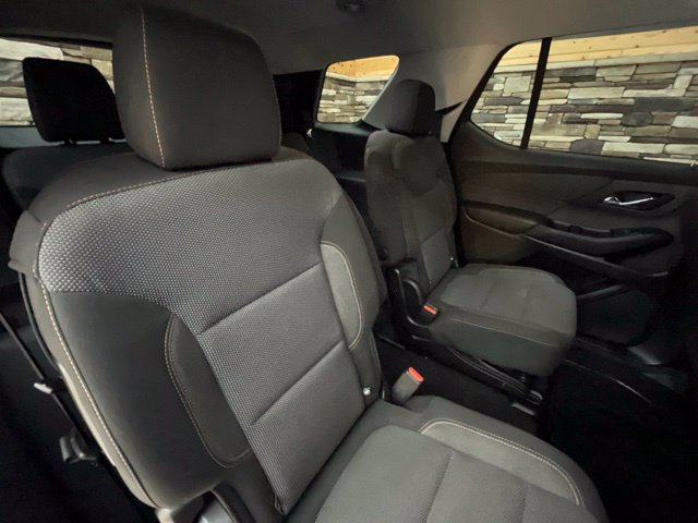 Used 2020 Chevrolet Traverse LT w/ Driver Confidence II Package AWD/4WD image 35