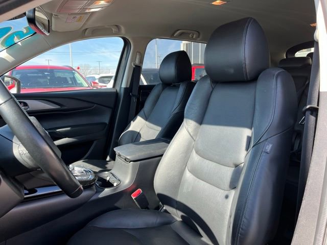 Used 2022 MAZDA CX-9 Touring image 18