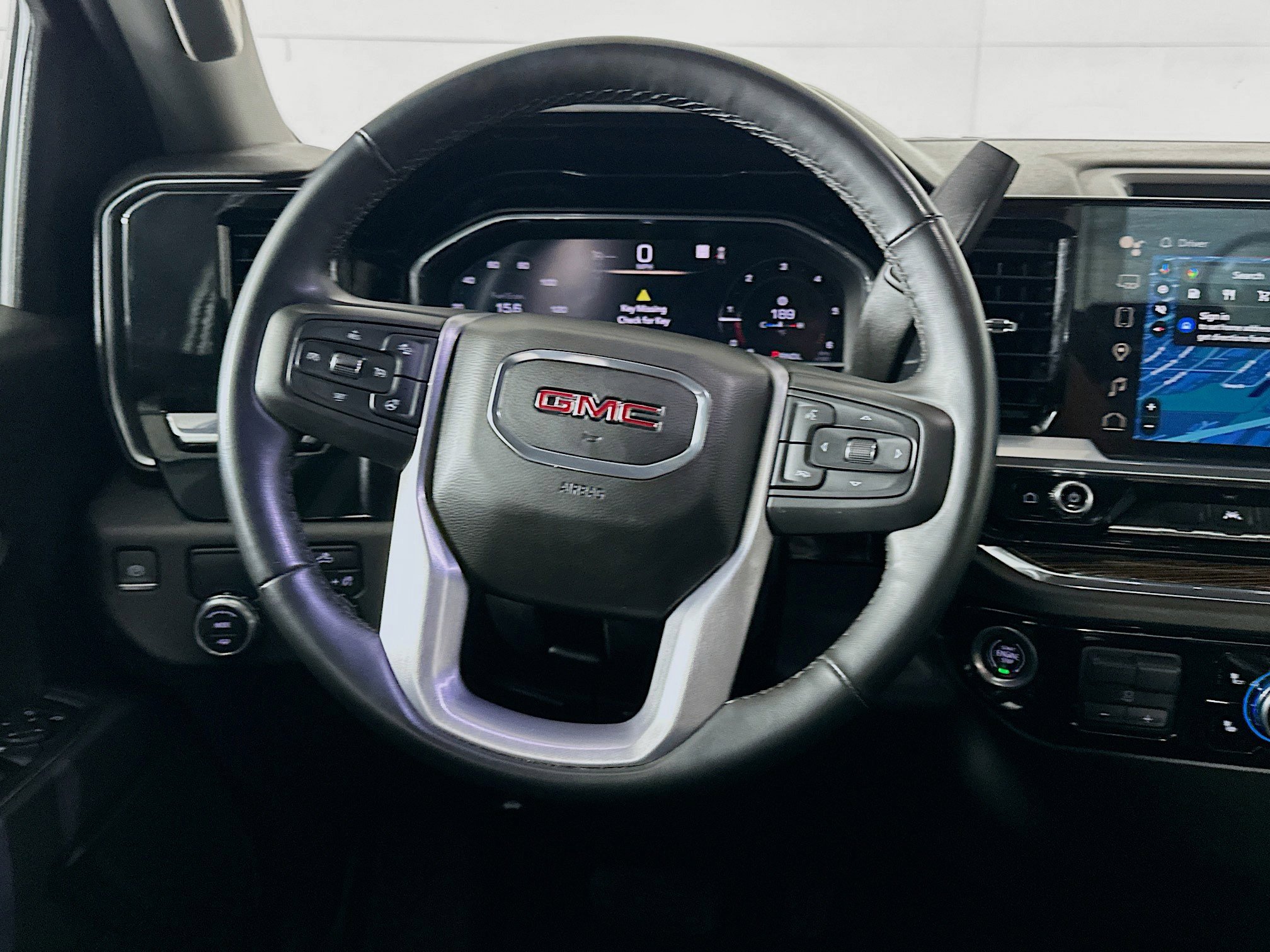 Used 2023 GMC Sierra 1500 SLE image 17