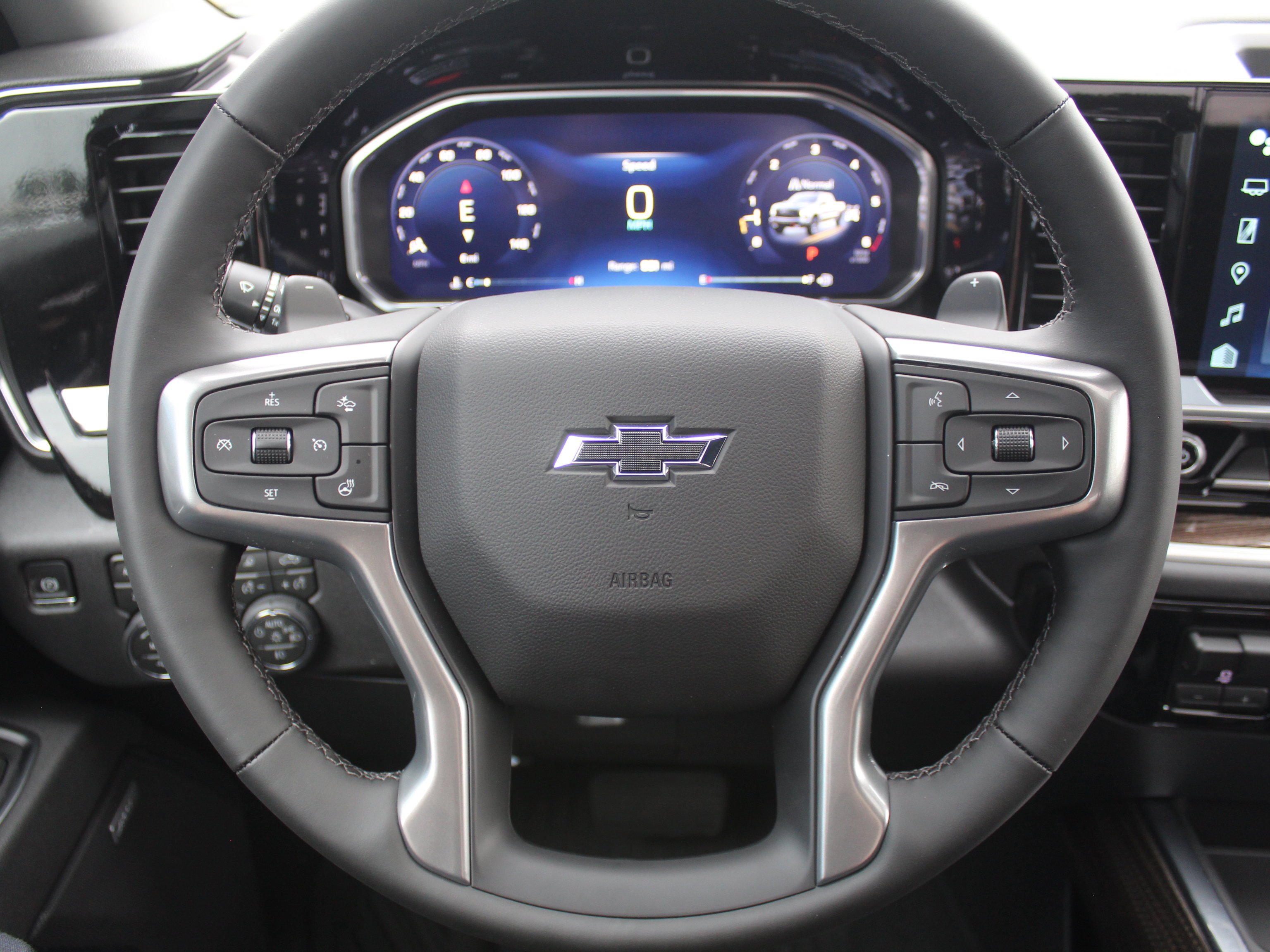New 2026 Chevrolet Silverado 1500 LT Trail Boss w/ LT Trail Boss Premium Package AWD/4WD image 12