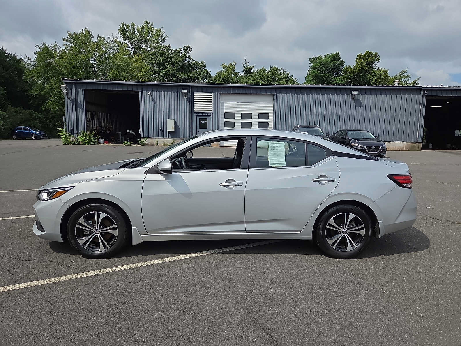 Used 2023 Nissan Sentra SV FWD image 7