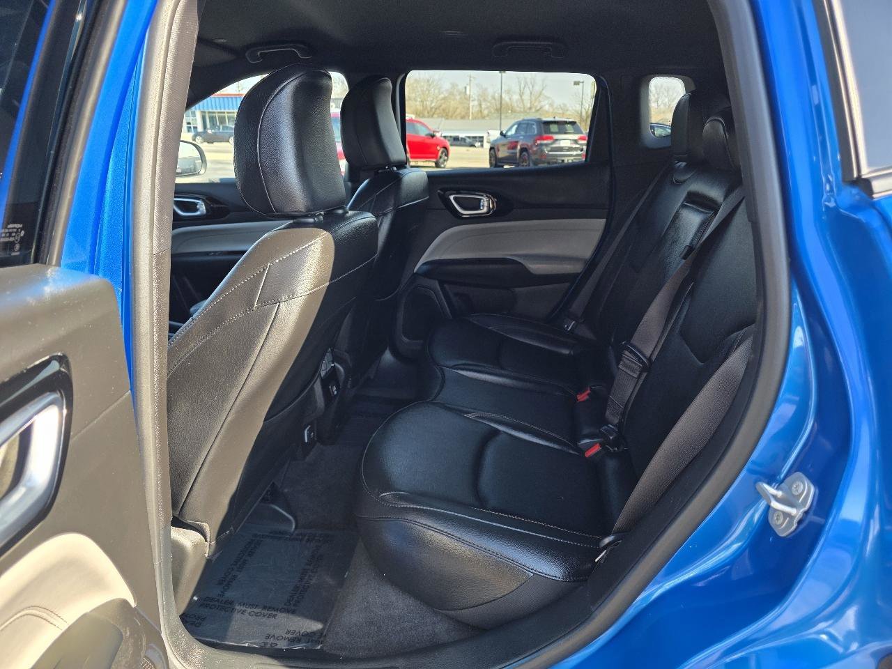 Used 2024 Jeep Compass Limited image 16