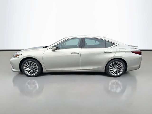 Used 2022 Lexus ES 300h w/ Accessory Package 2 FWD image 4
